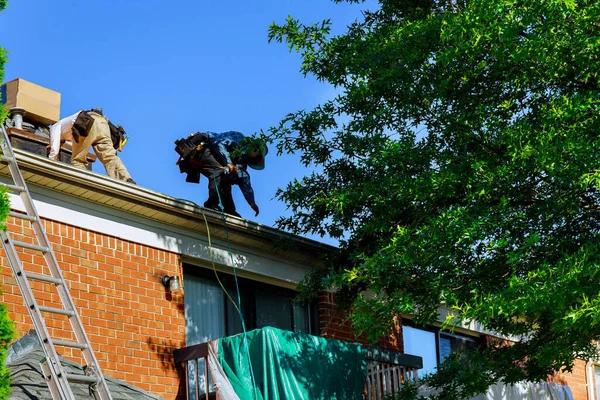 How Weather Affects Roof Replacement in Pearl